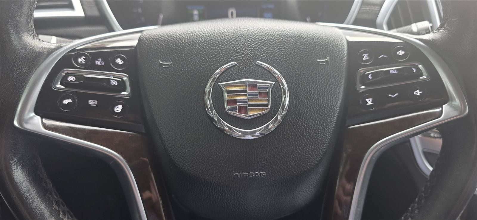 Used 2014 Cadillac SRX Performance w/ Driver Awareness Package FWD image 15
