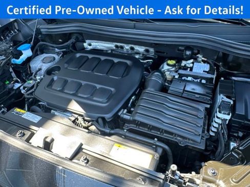 Certified 2026 Volkswagen Tiguan SE w/ Panoramic Sunroof Package AWD/4WD image 30