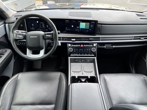 Used 2025 Hyundai Santa Fe Limited AWD/4WD image 20