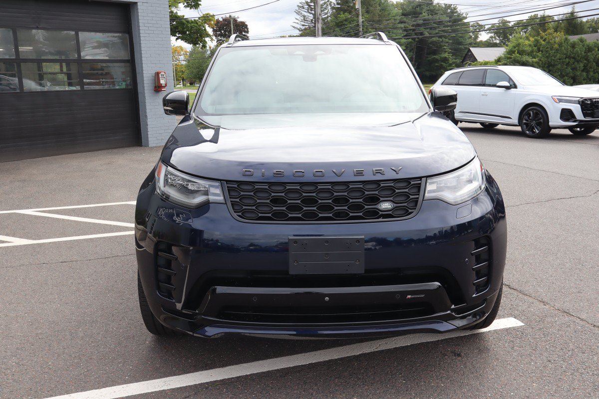 Used 2023 Land Rover Discovery S R-Dynamic AWD/4WD image 3