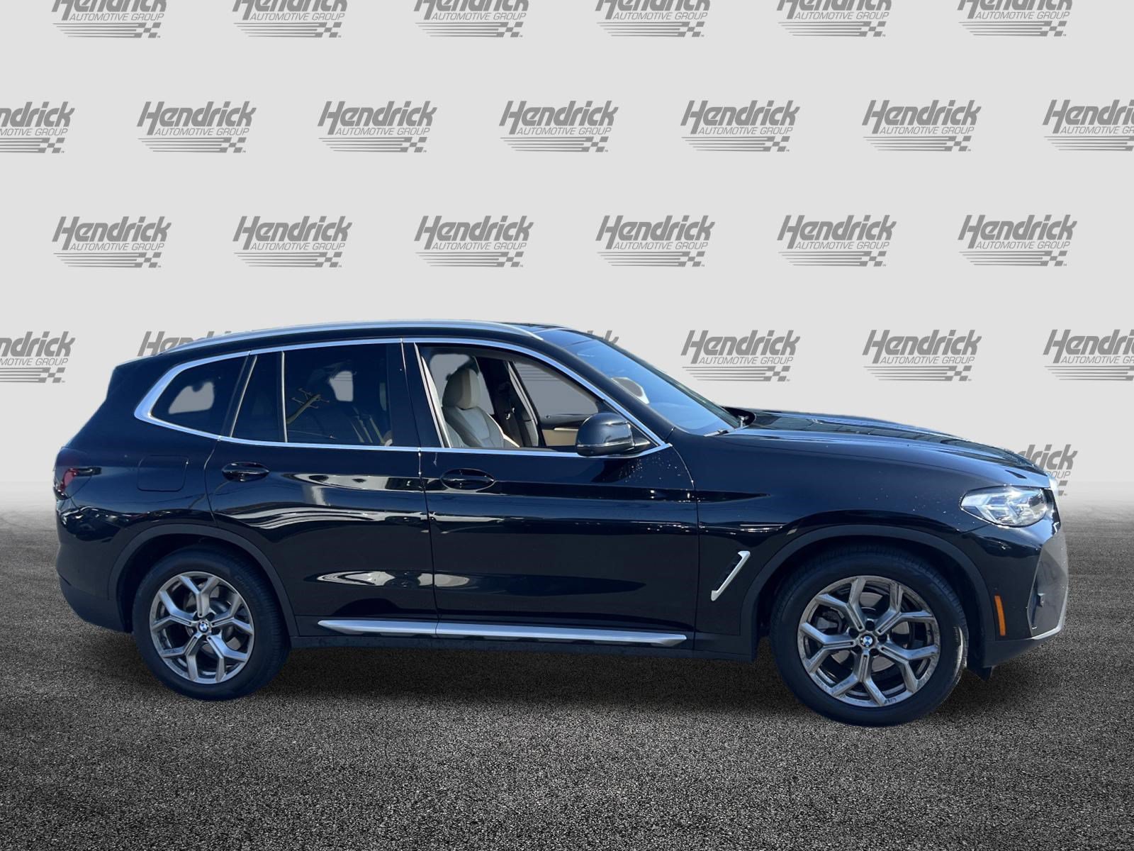 Used 2024 BMW X3 sDrive30i w/ Premium Package RWD image 11
