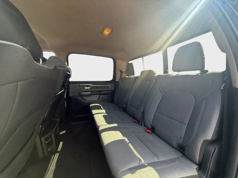 Used 2019 RAM 1500 Big Horn AWD/4WD image 11