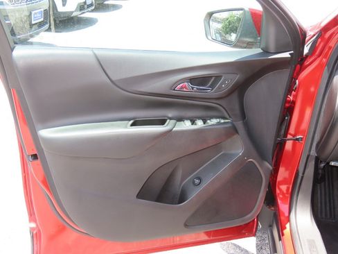 Used 2022 Chevrolet Equinox LT FWD image 25