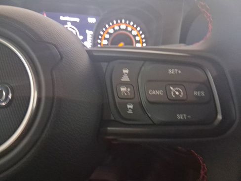 Used 2024 Jeep Gladiator Rubicon AWD/4WD image 23