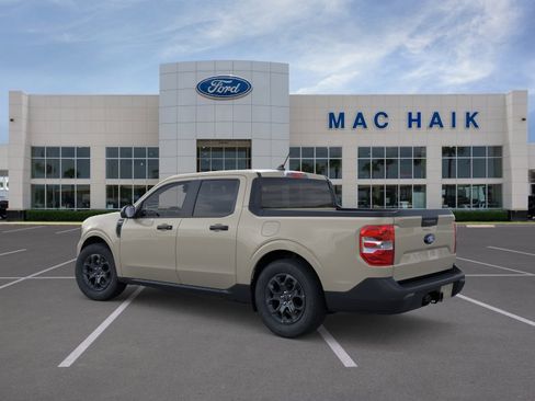 New 2025 Ford Maverick XLT w/ XLT Luxury Package AWD/4WD image 4