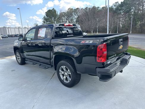 Used 2017 Chevrolet Colorado Z71 image 8