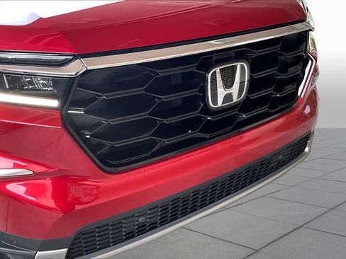 Used 2025 Honda Pilot Touring image 30