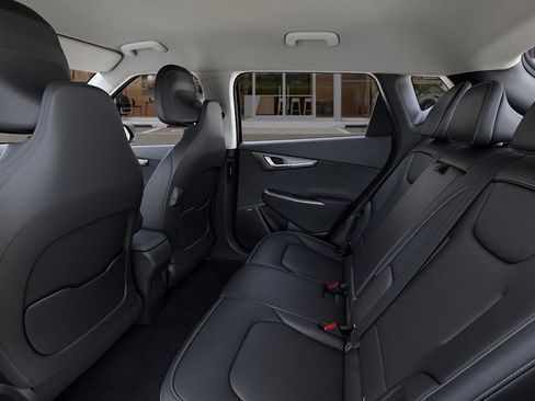 New 2025 Kia EV6 Wind image 18