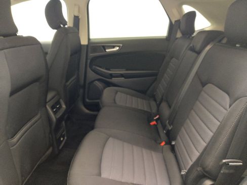 Used 2016 Ford Edge SE AWD/4WD image 18