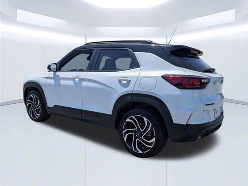 Used 2025 Chevrolet TrailBlazer RS w/ Convenience Package FWD image 6