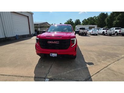 New 2026 GMC Sierra 1500 Pro w/ Graphite Edition