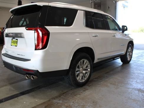 Used 2024 GMC Yukon Denali AWD/4WD image 10