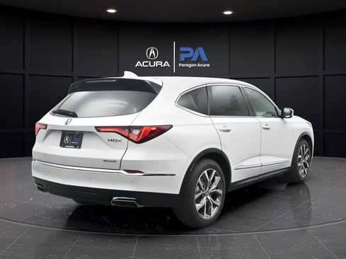 Used 2024 Acura MDX SH-AWD w/ Technology Package image 27