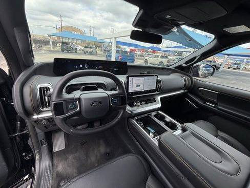 New 2026 Ford Expedition Tremor image 18