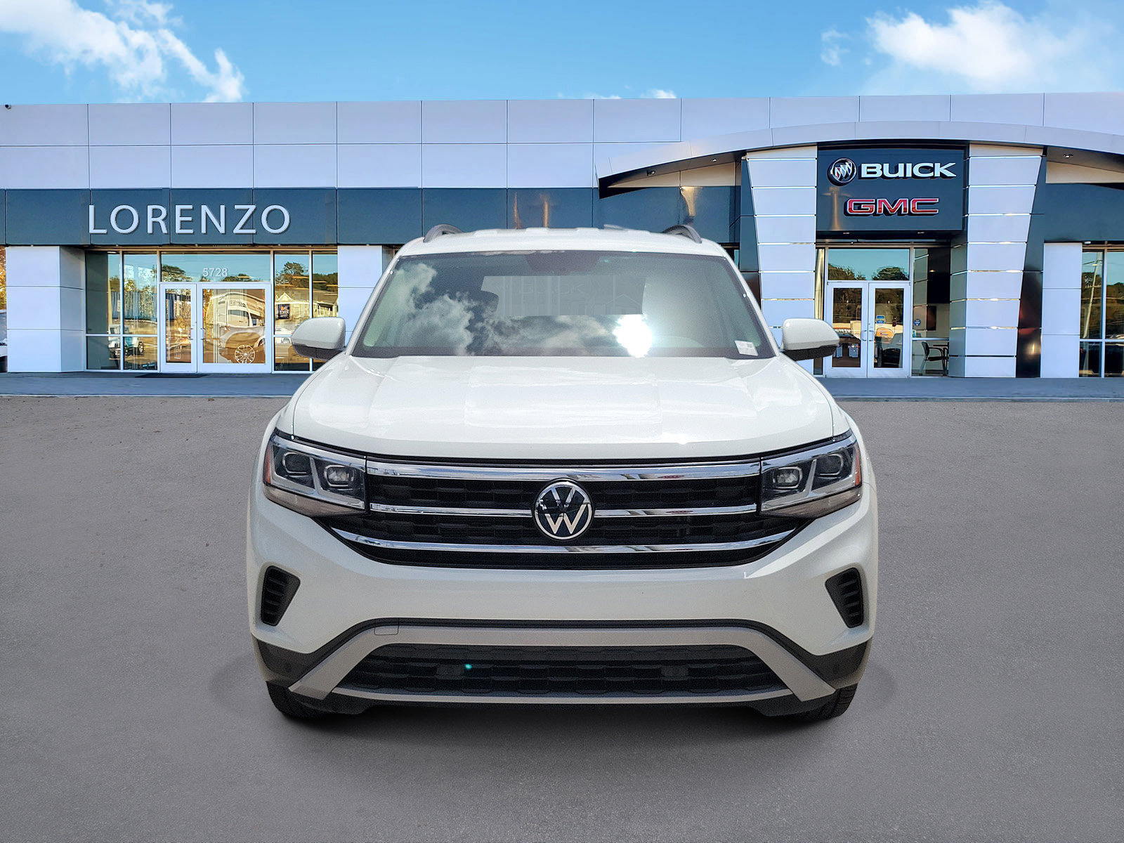 Used 2023 Volkswagen Atlas SE FWD image 2