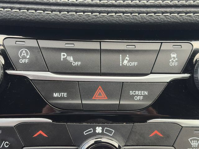 Used 2025 Chrysler Pacifica Limited FWD image 51