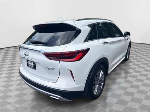 Used 2023 INFINITI QX50 Luxe FWD image 6