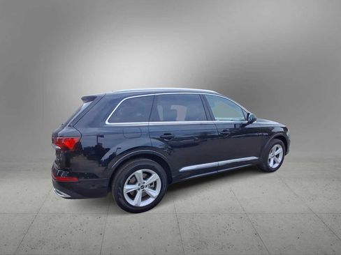 Certified 2023 Audi Q7 2.0T Premium w/ Convenience Package AWD/4WD image 8