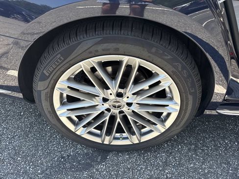 Used 2017 Mercedes-Benz E 300 image 19