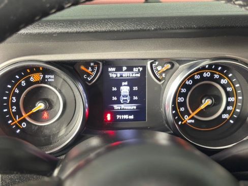 Used 2019 Jeep Wrangler Unlimited Sport S image 13