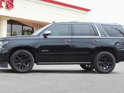 Used 2015 Chevrolet Tahoe LTZ AWD/4WD image 7