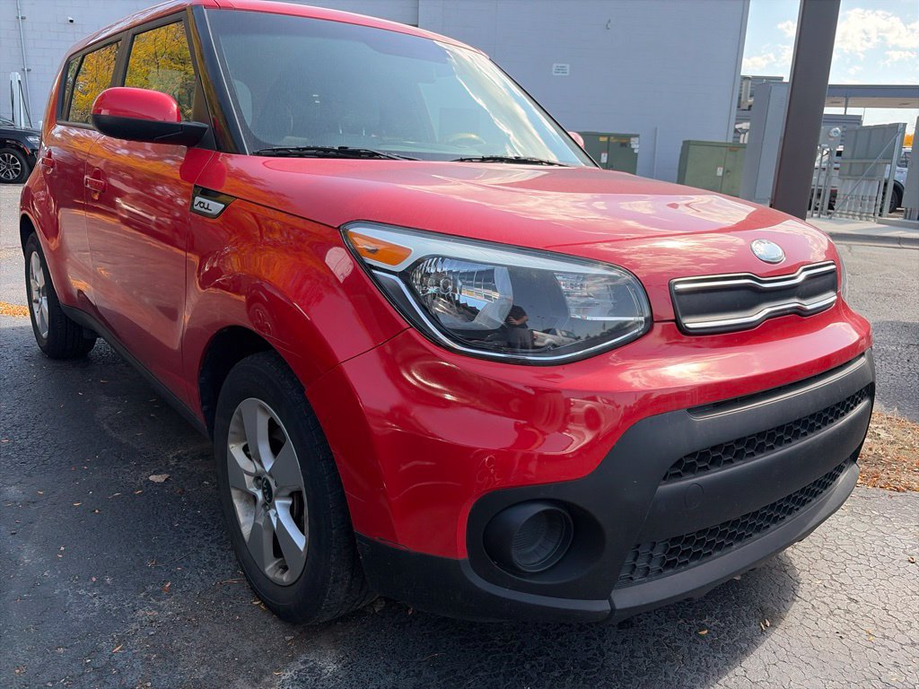 Used 2019 Kia Soul FWD image 1