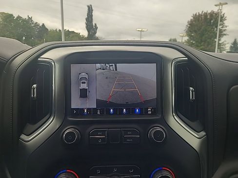 Used 2020 Chevrolet Silverado 1500 LTZ w/ LTZ Premium Package image 21