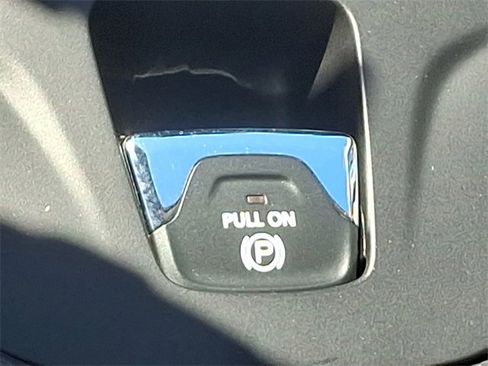 Used 2017 Jeep Cherokee Overland w/ Technology Group image 29