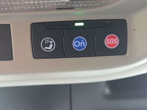 Used 2024 Chevrolet Trax LS image 30