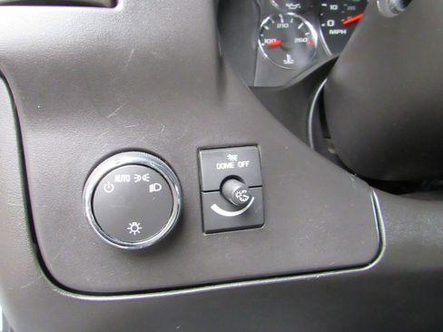 Used 2018 Chevrolet Express 2500 image 12