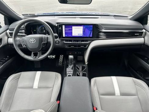 Used 2025 Toyota Camry SE w/ Multimedia Upgrade Package AWD/4WD image 47