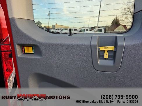 Used 2017 Ford Transit 150 XL image 25