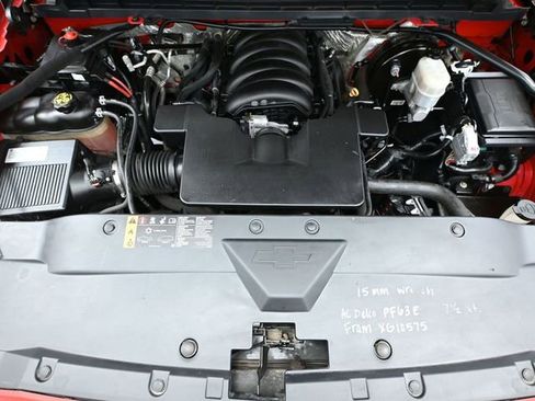 Used 2018 Chevrolet Silverado 1500 LT w/ All Star Edition image 48