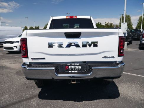 Used 2025 RAM 2500 Big Horn AWD/4WD image 19
