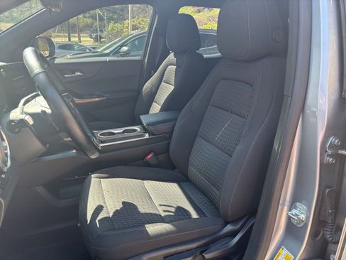 Used 2025 Chevrolet Equinox LT FWD image 37