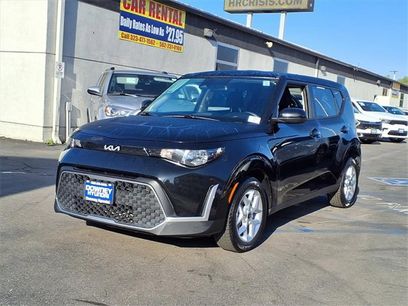 Used 2023 Kia Soul LX w/ Option Group 015