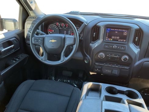 Used 2024 Chevrolet Silverado 2500 W/T w/ WT Convenience Package image 15