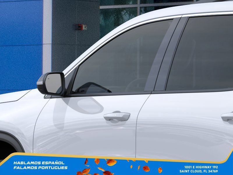 New 2027 Chevrolet Traverse LT FWD image 12