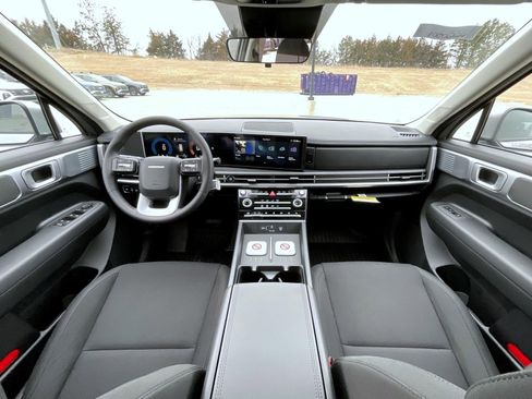 New 2026 Hyundai Santa Fe SE image 13