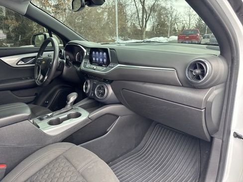 Used 2022 Chevrolet Blazer LT image 27