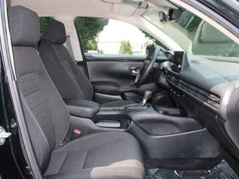 Certified 2023 Honda HR-V LX image 12