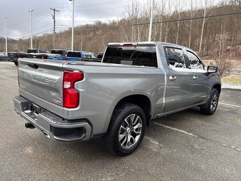 Certified 2025 Chevrolet Silverado 1500 RST image 5