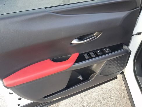 Used 2021 Lexus UX 200 F Sport w/ Accessory Package (Z1) FWD image 16