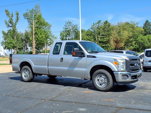 Used 2016 Ford F250 XL w/ Power Equipment Group RWD image 10