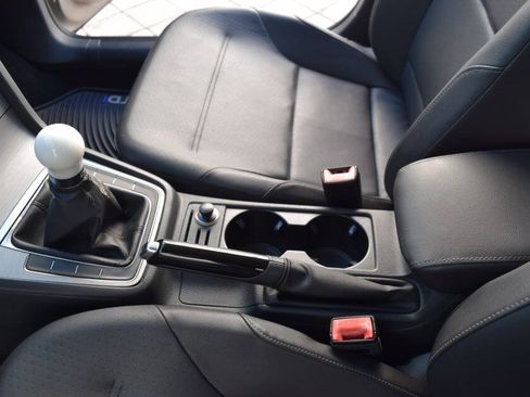 Used 2015 Volkswagen Golf TDI S FWD image 58