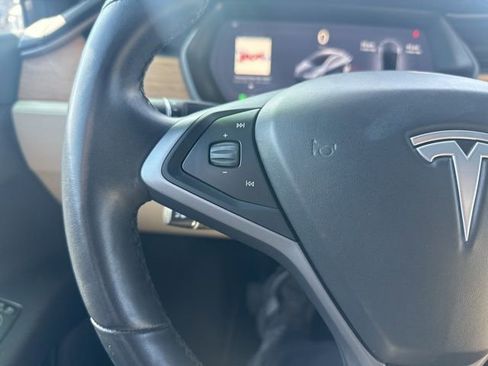 Used 2020 Tesla Model X Long Range image 14