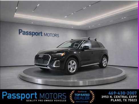 Used 2023 Audi Q5 2.0T Premium w/ Convenience Package AWD/4WD image 2