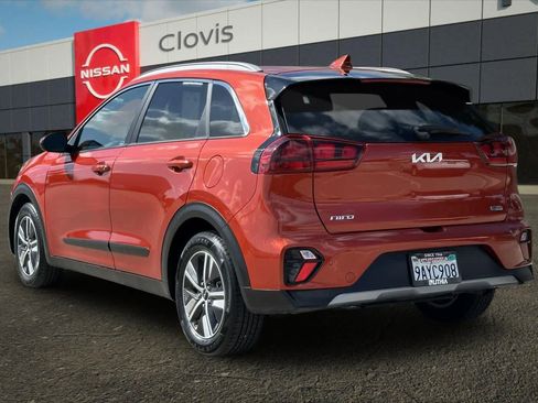 Used 2022 Kia Niro LXS FWD image 7