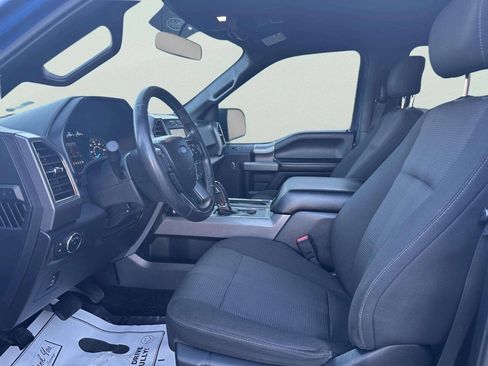 Used 2017 Ford F150 XLT w/ Equipment Group 302A Luxury AWD/4WD image 9