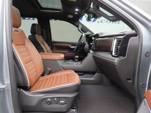 Used 2025 GMC Sierra 1500 Denali Ultimate image 34